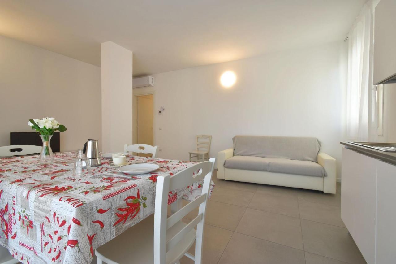 Residence Al Molo - Agenzia Cocal カオルレ エクステリア 写真